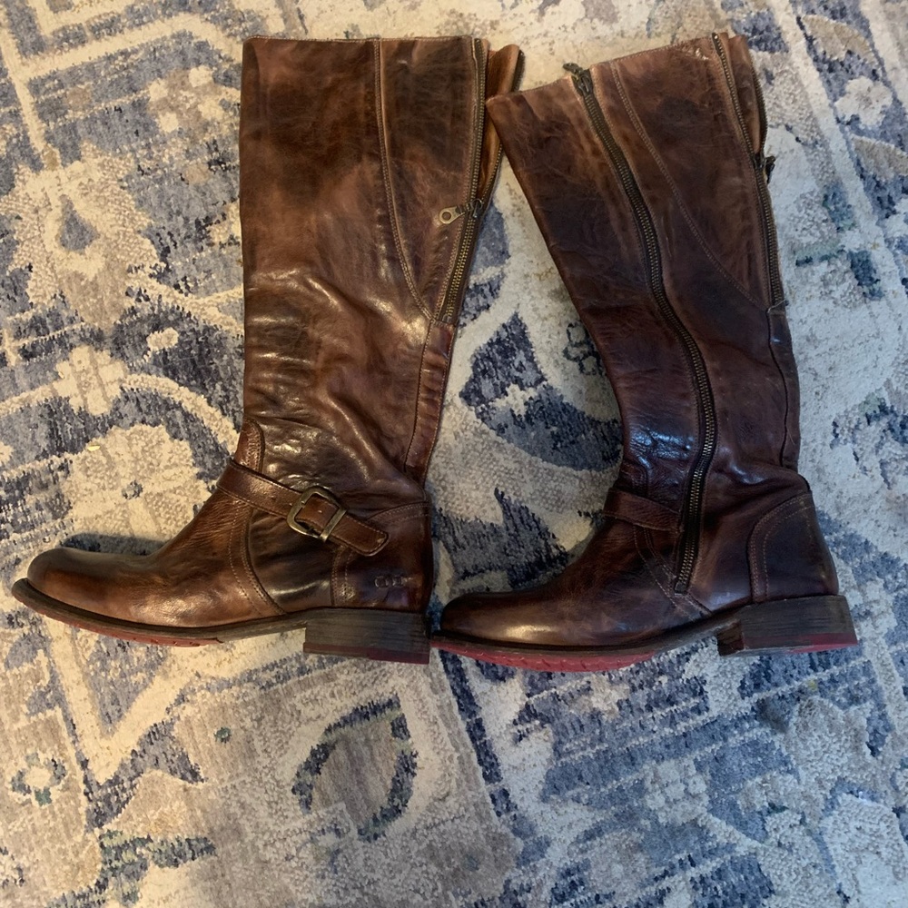 Mint condition Bed Stu Glaye Boots size 11